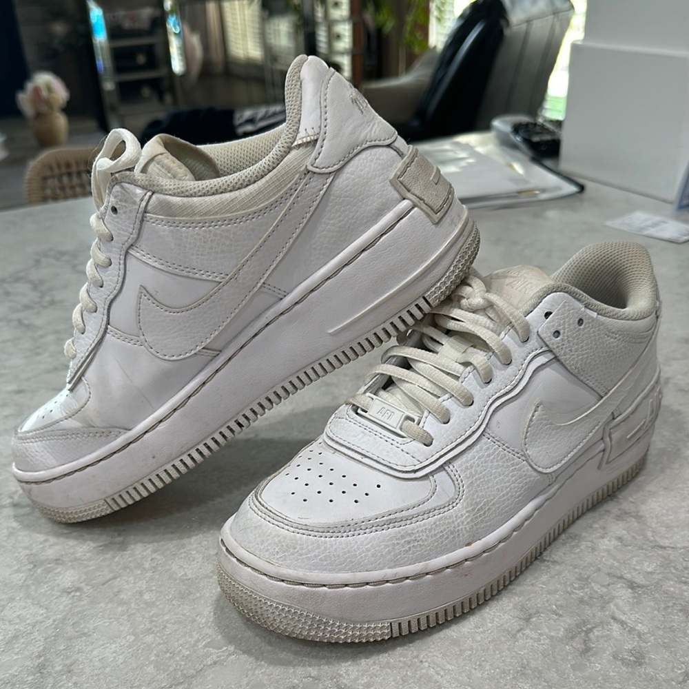 Nike AIr Force 1 White Sneakers